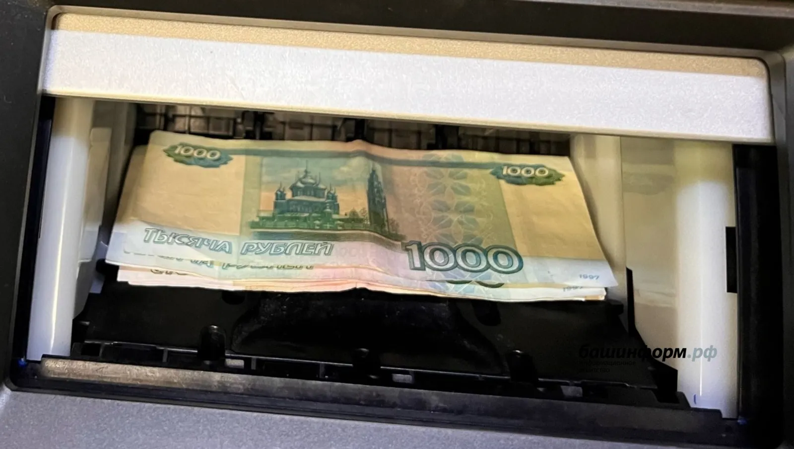 Аферисты выманили у жителей Башкирии 10 миллионов рублей за сутки