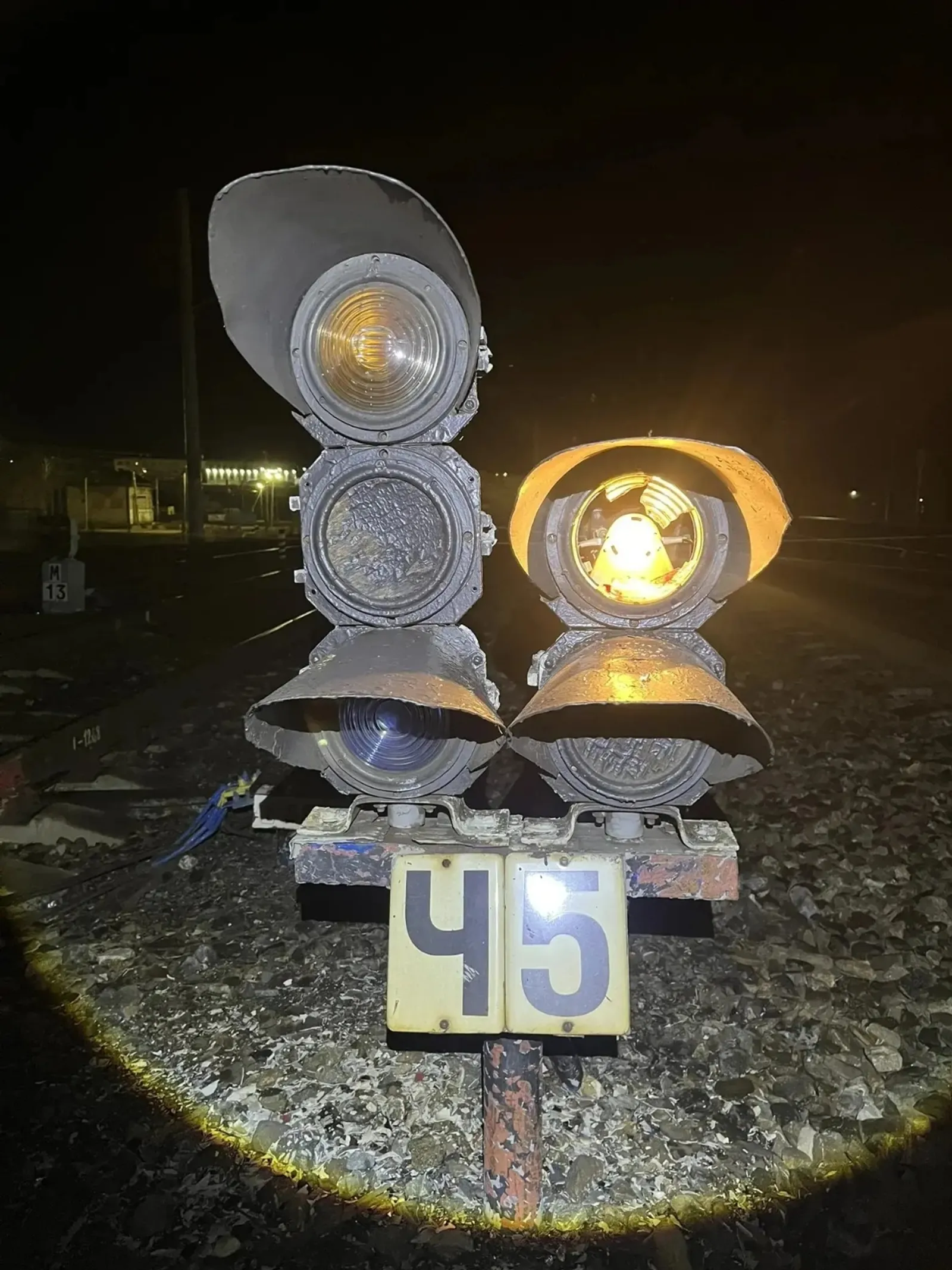 В Башкирии впервые возбудили дело за повреждение железнодорожных светофоров