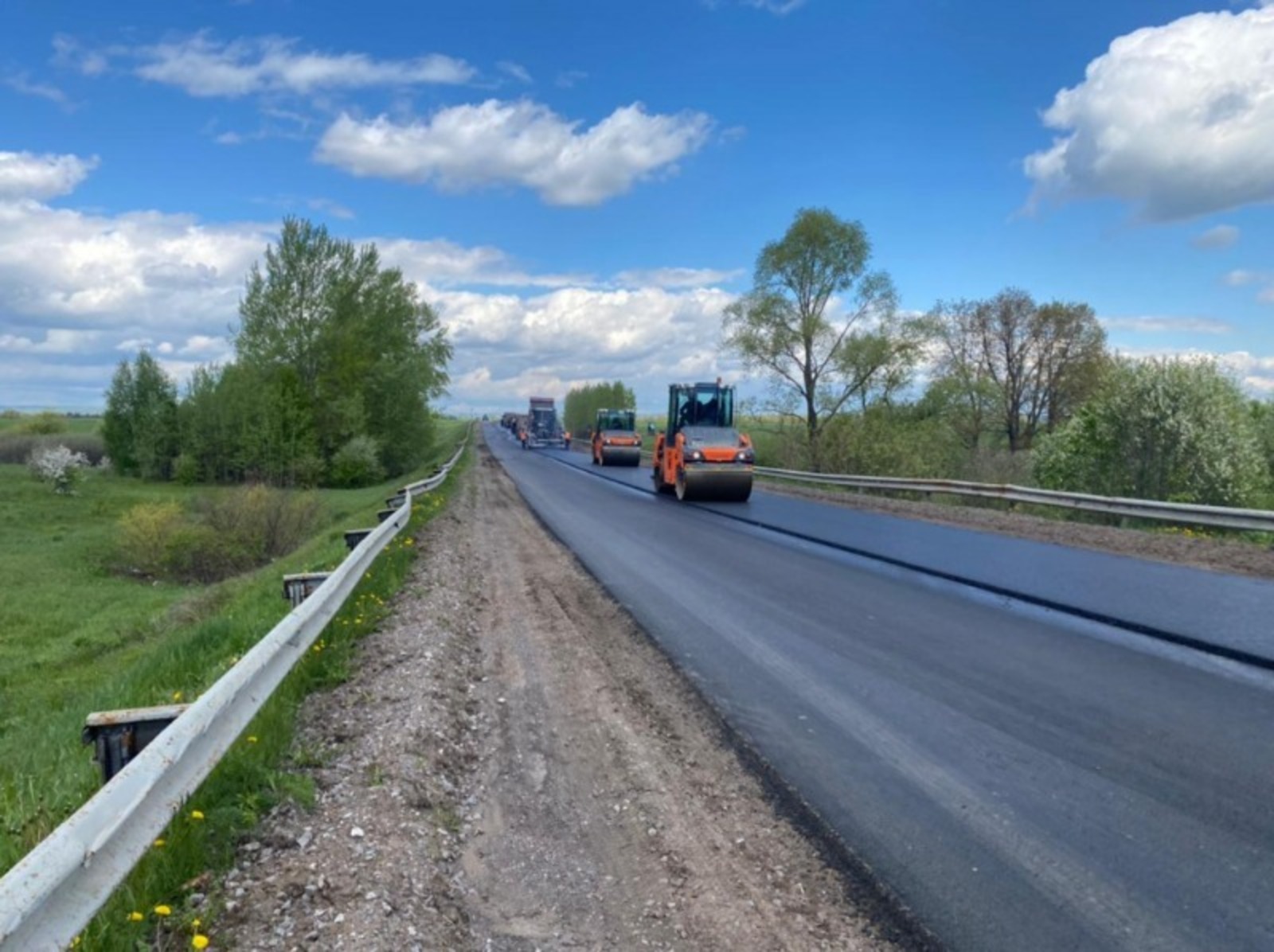 В Башкирии в рамках нацпроекта ремонтируются дороги