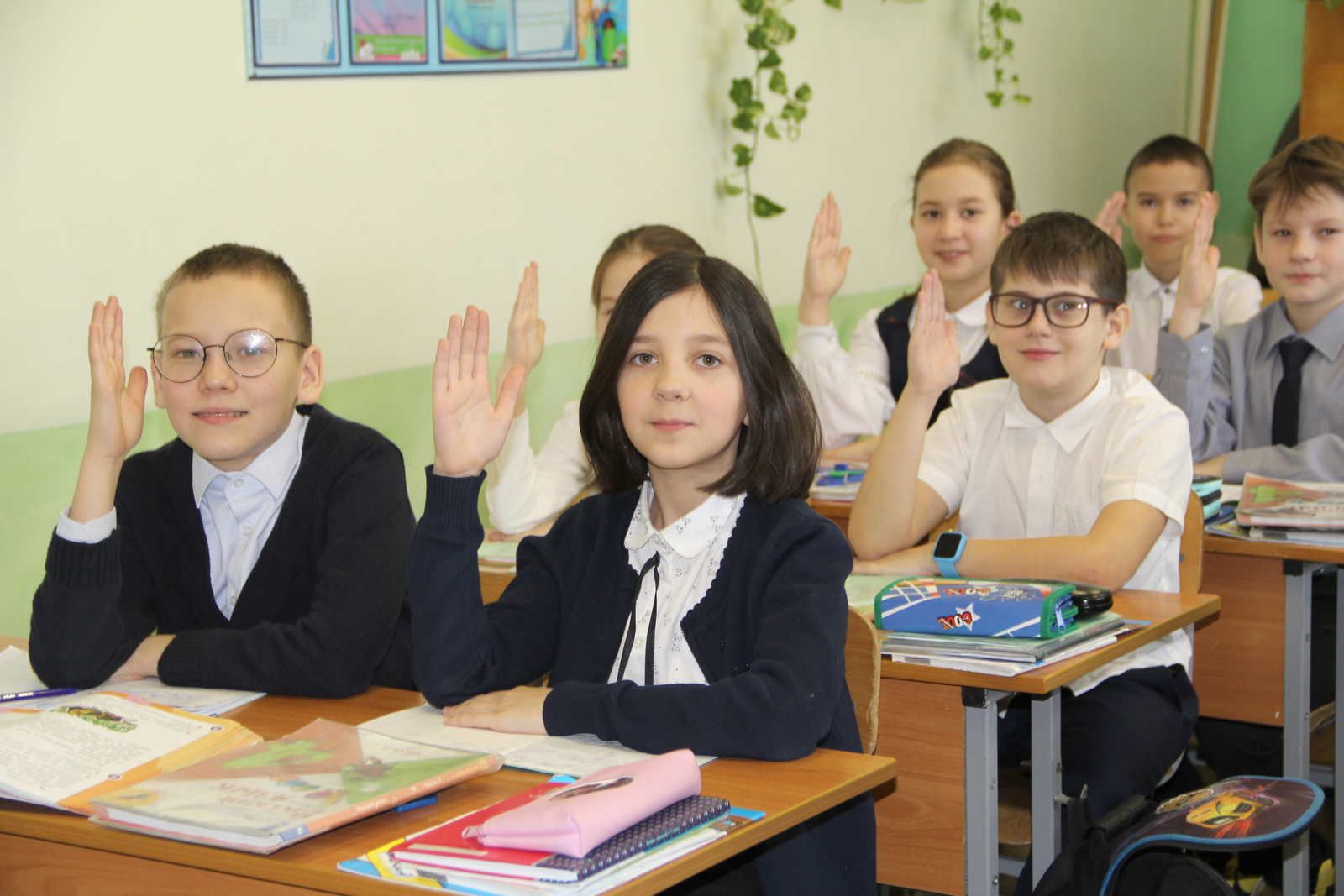 4 «В» класс школы № 6 на уроке русского языка.