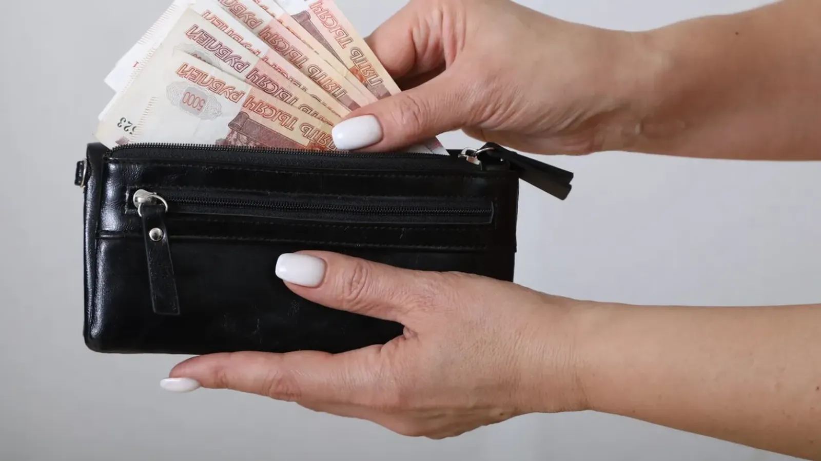 В Башкортостане с 2026 года действуют новые меры поддержки семей с детьми