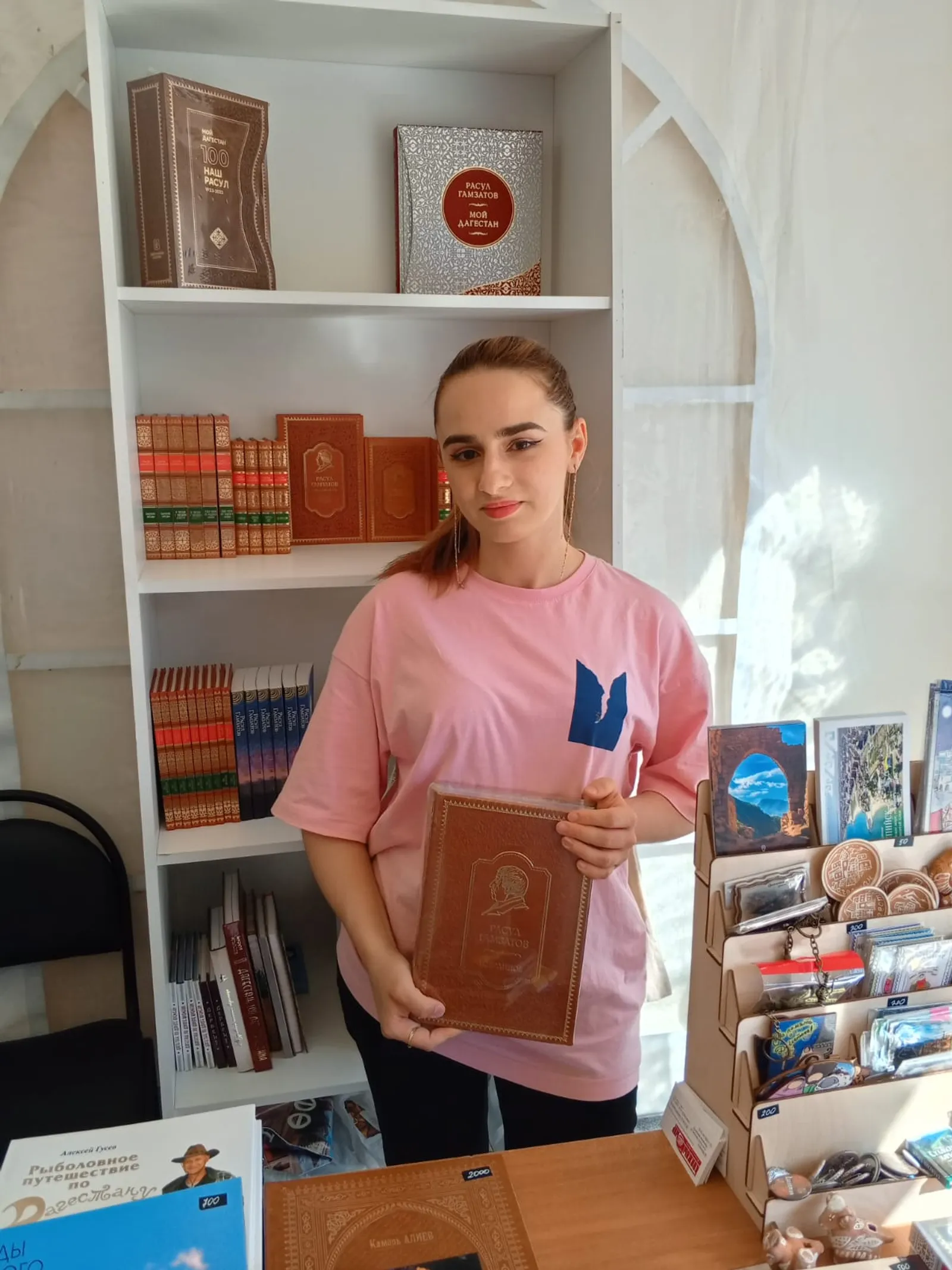 Гостья «Китап-Байрама» из Дагестана рассказала, какие книги точно заинтересуют