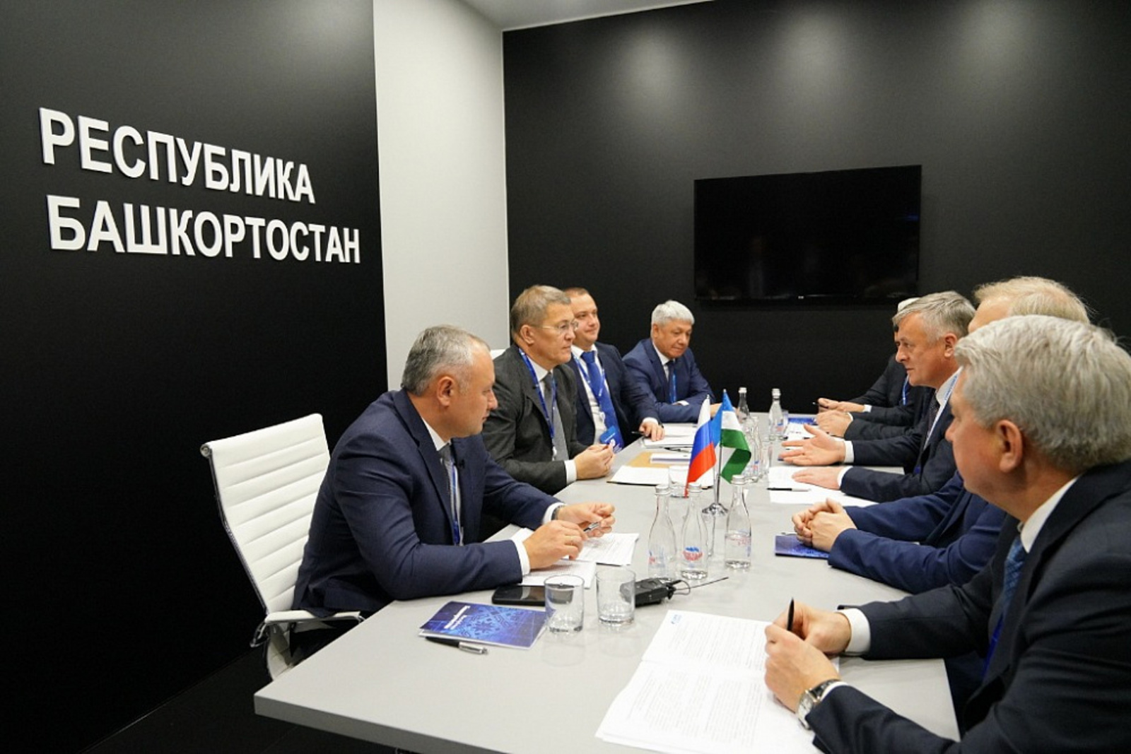 Рабочая встреча с генеральным директором ООО «Газпром межрегионгаз» Сергеем Густовым