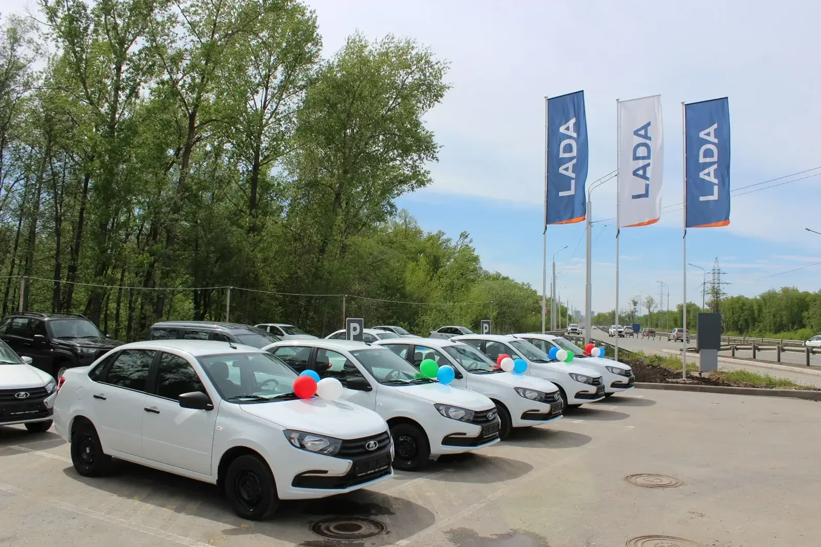 В Башкортостане пострадавшим на производстве вручили новые автомобили