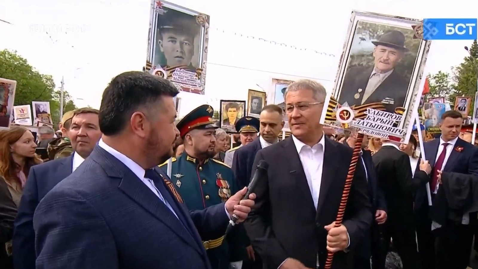 Глава Башкирии принял участие в шествии «Бессмертного полка»
