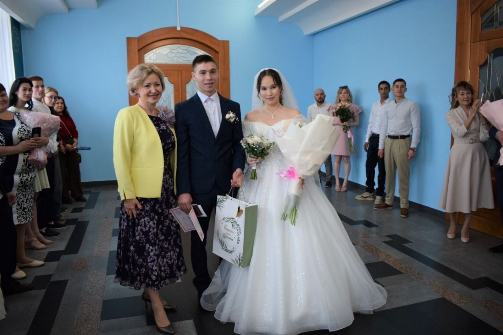 В День семьи в Башкирии сыграли 54 свадьбы