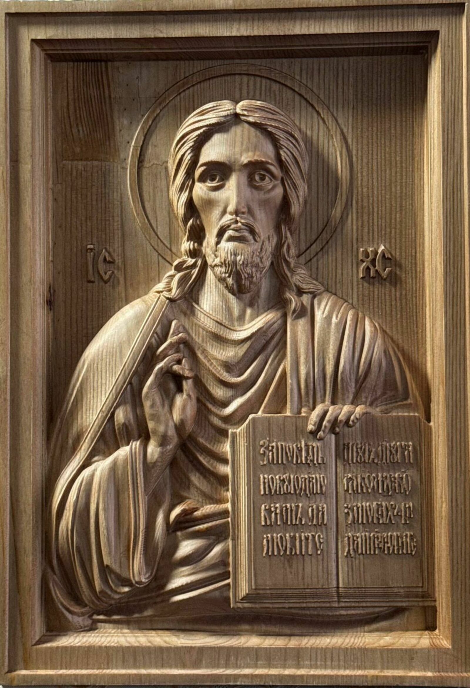 В Башкирии в храм Воскресения Словущего передали тактильную икону