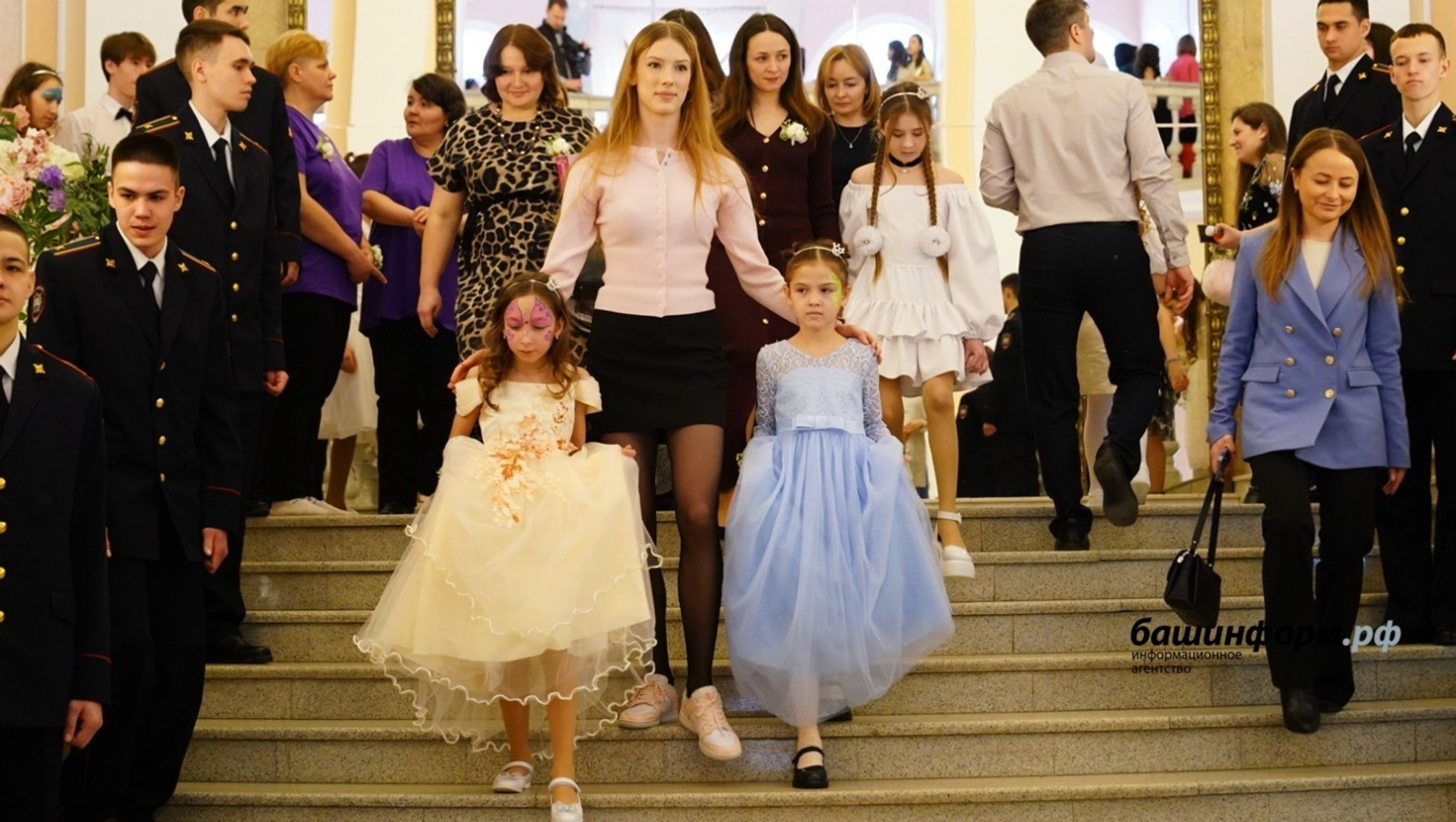 Радий Хабиров выдвинул идею расширить проект «Бал маленьких принцесс»