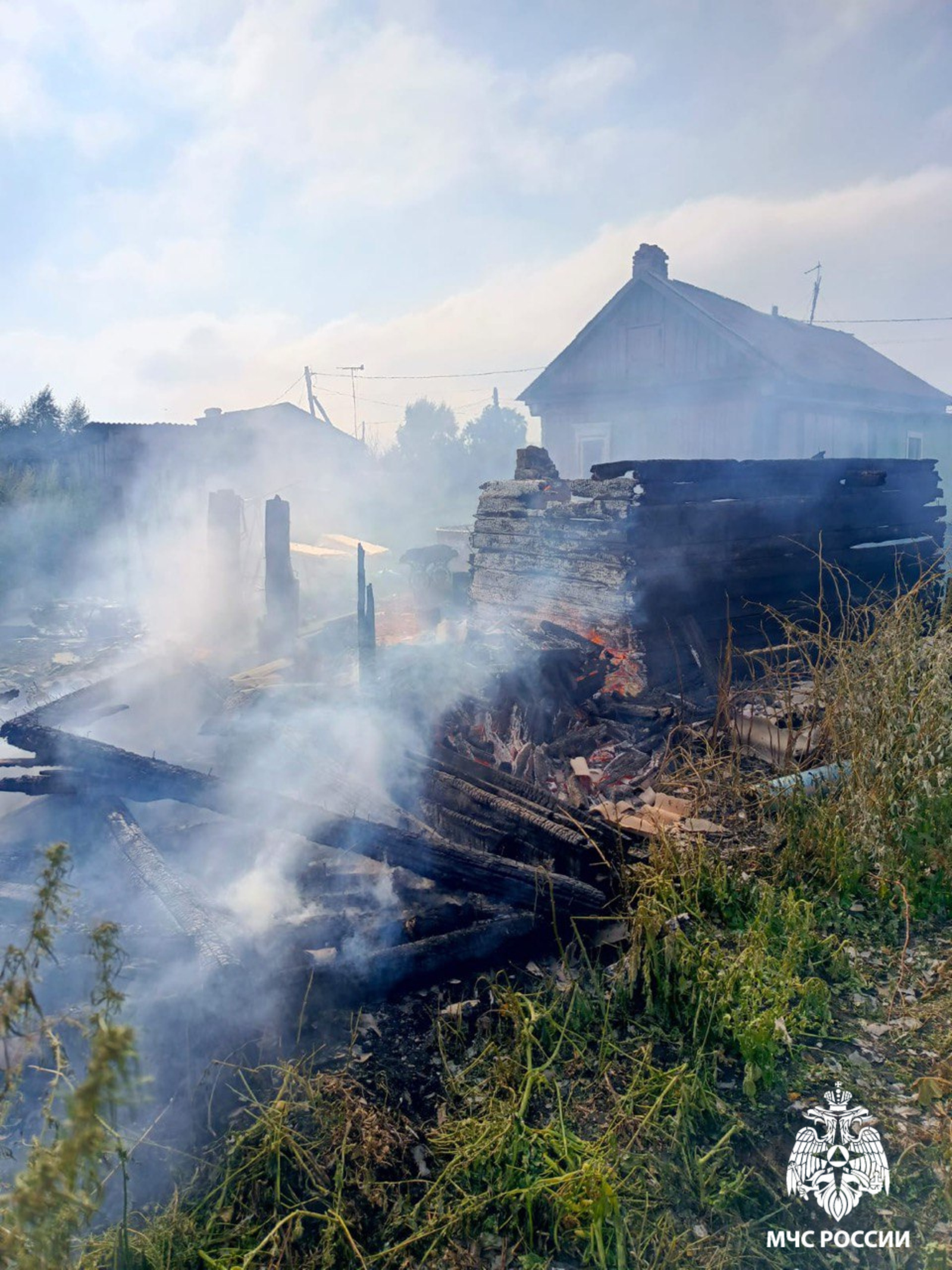 В Кумертау при пожаре бабушка получила ожог