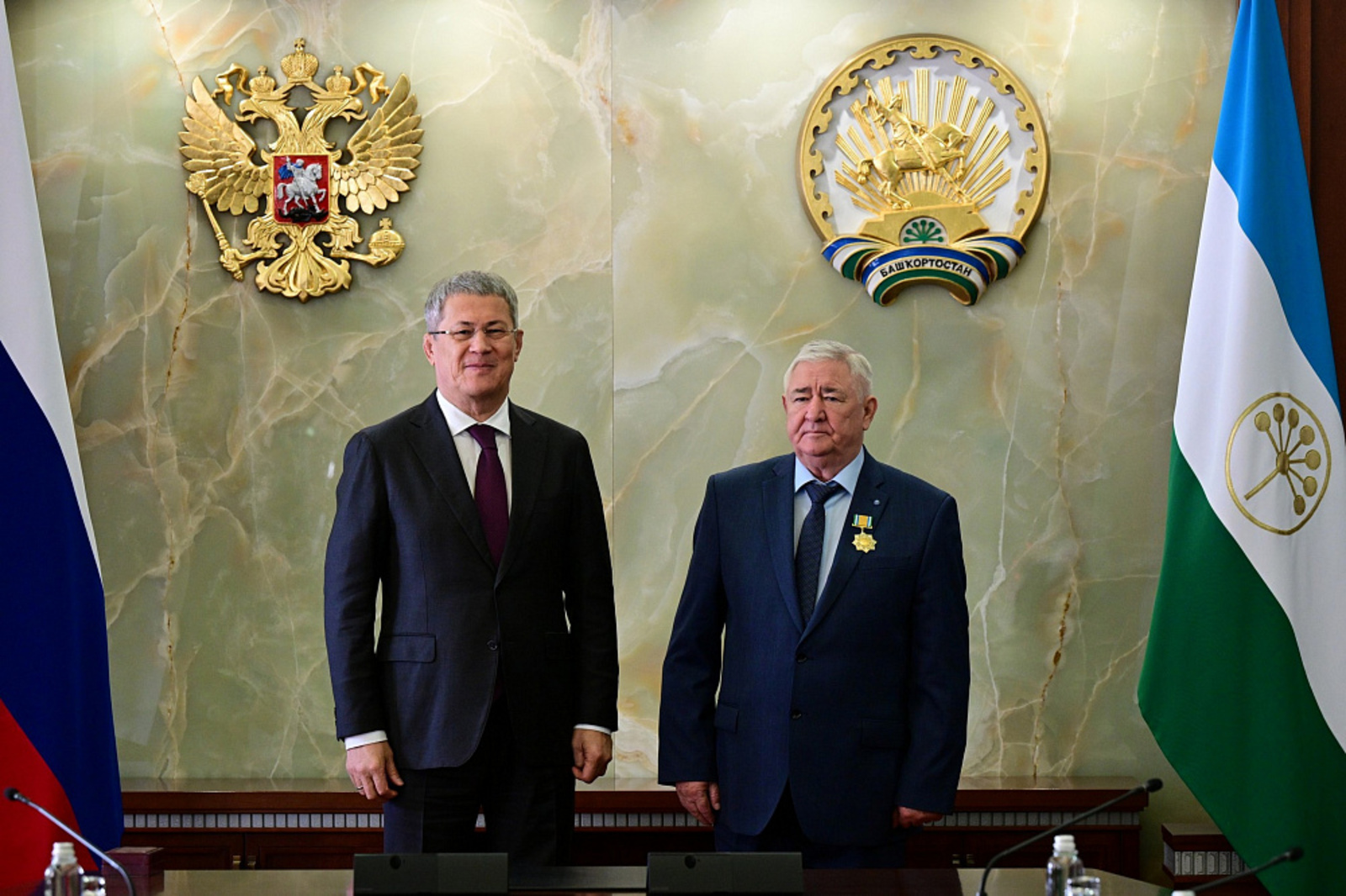 Глава Башкирии вручил Рафаилу Диваеву орден за заслуги