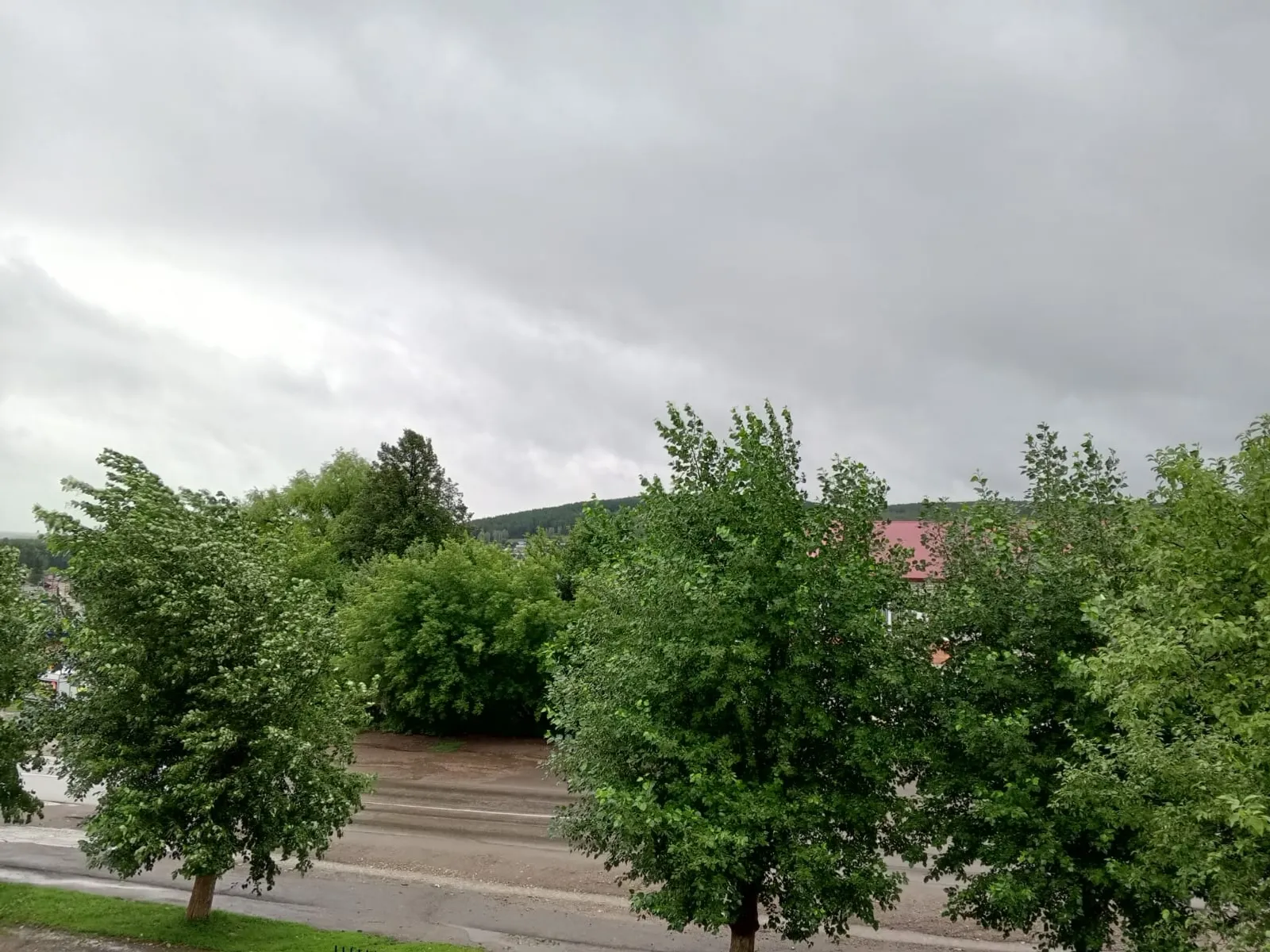 Внимание, жители Башкирии! Прогноз погоды: грозы и порывистый ветер