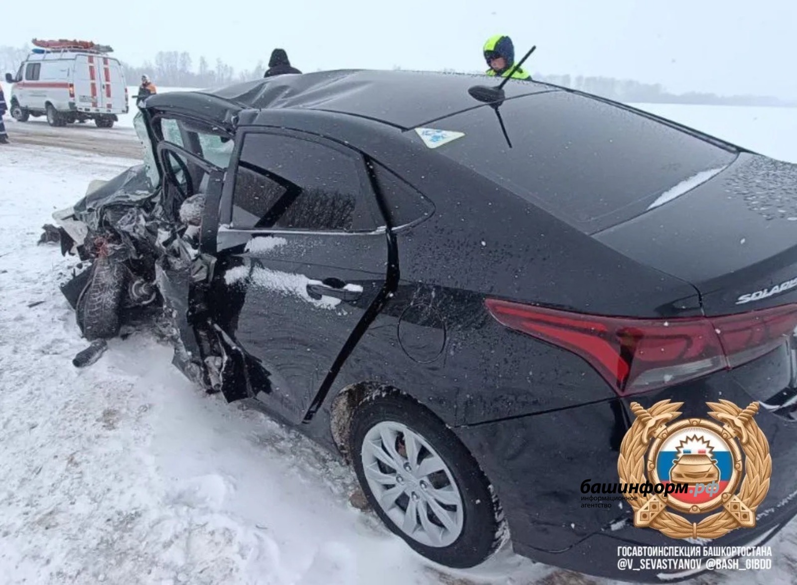 В Башкирии на трассе погиб водитель иномарки