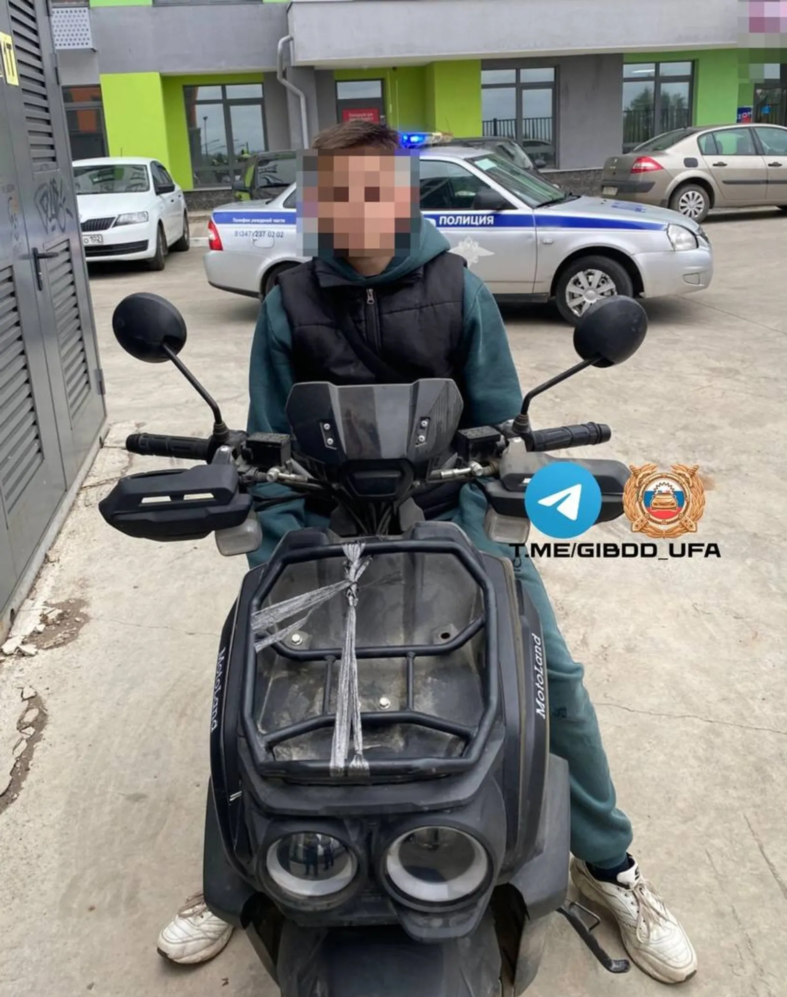 В Уфе автоинспекторы предотвратили трагедию, задержав подростка на скутере