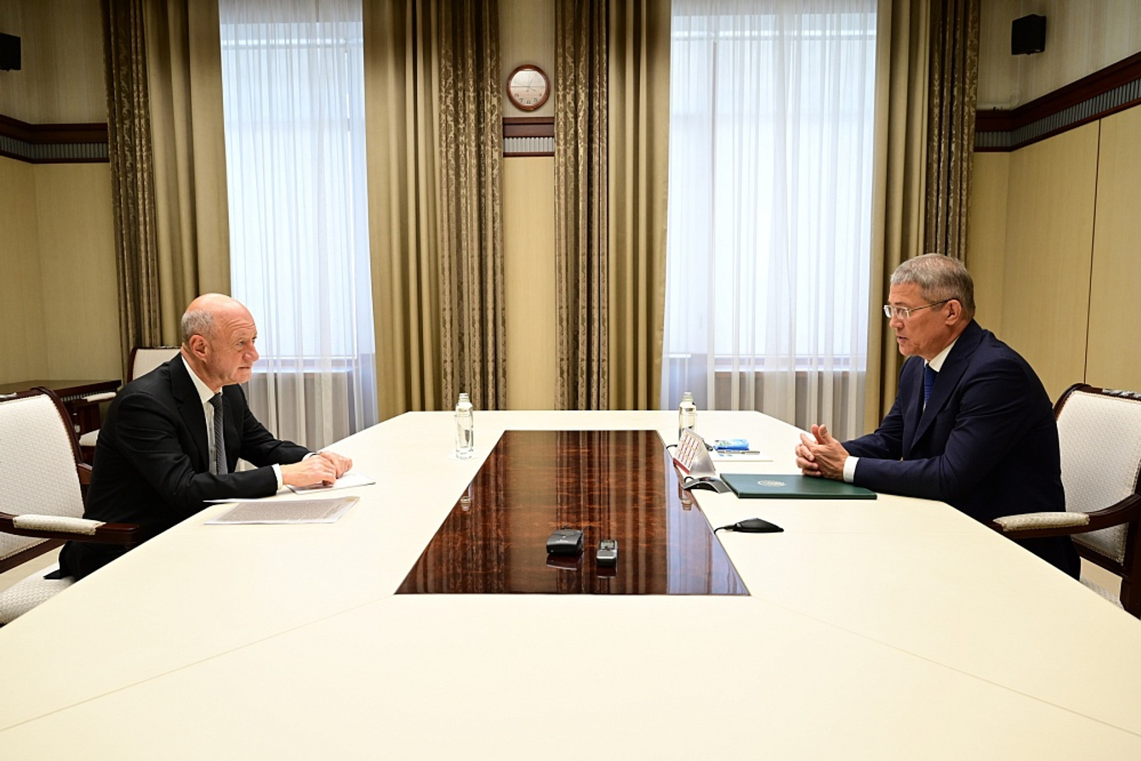 Радий Хабиров встретился с заместителем председателя Госдумы России