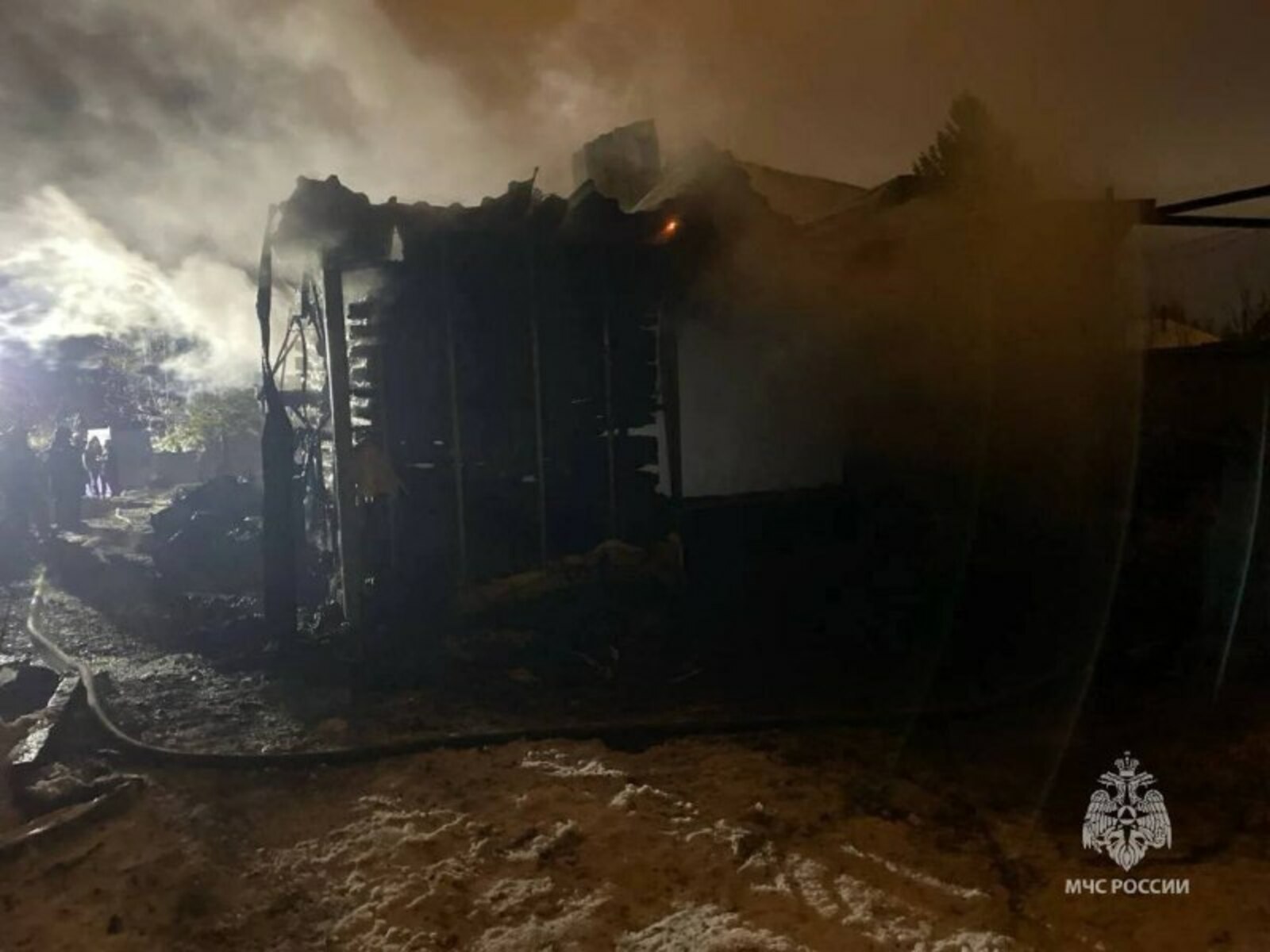 Пожар в СНТ «Озерки»: погиб человек, один госпитализирован