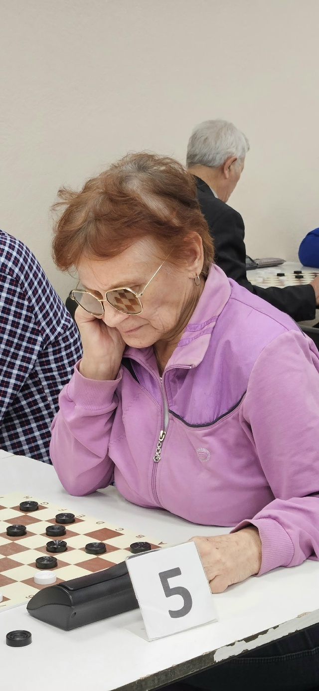 Команда Общества инвалидов из Кумертау сыграла в шашки