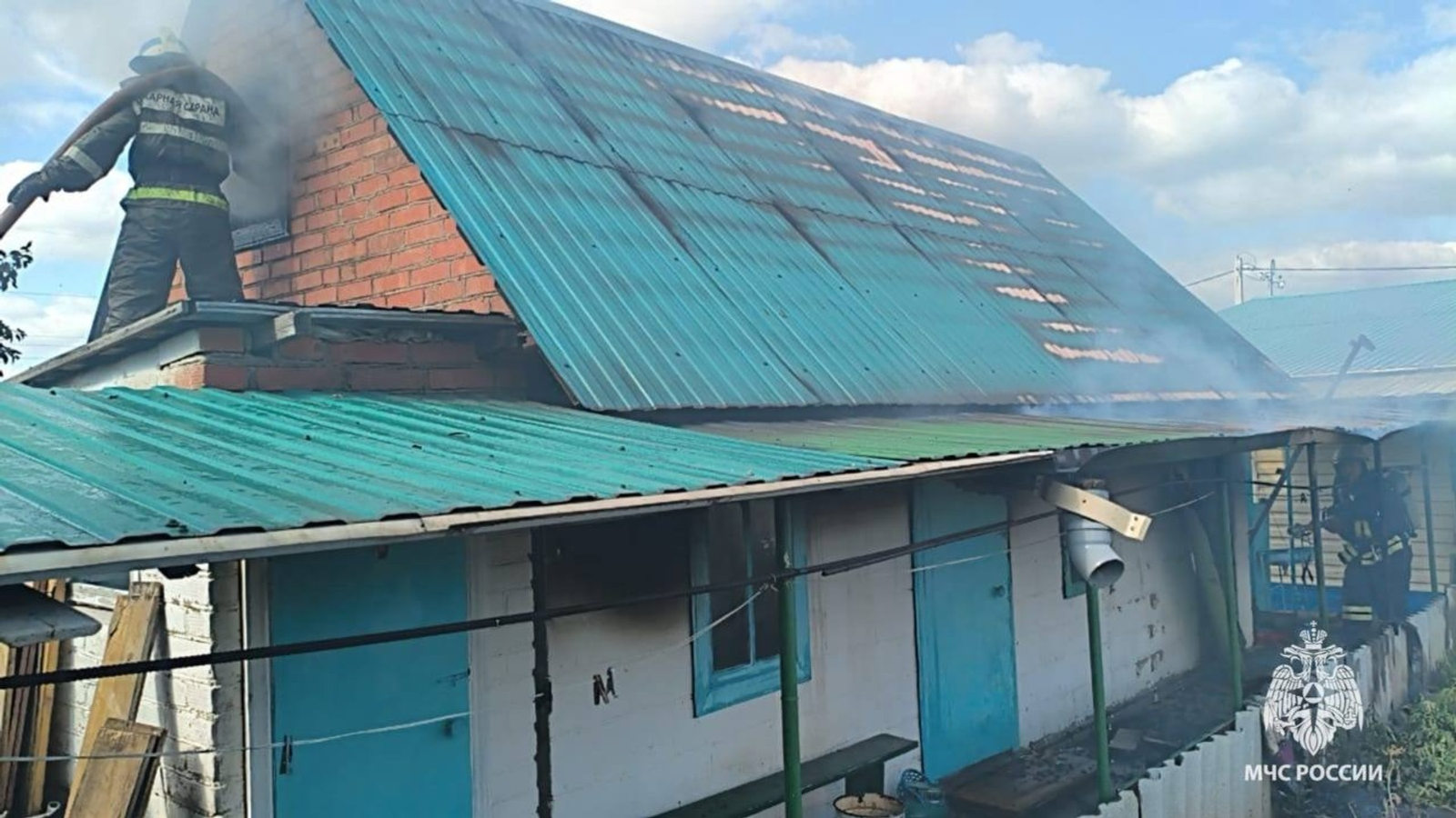 Жительница Башкирии едва не сгорела, пытаясь потушить пожар