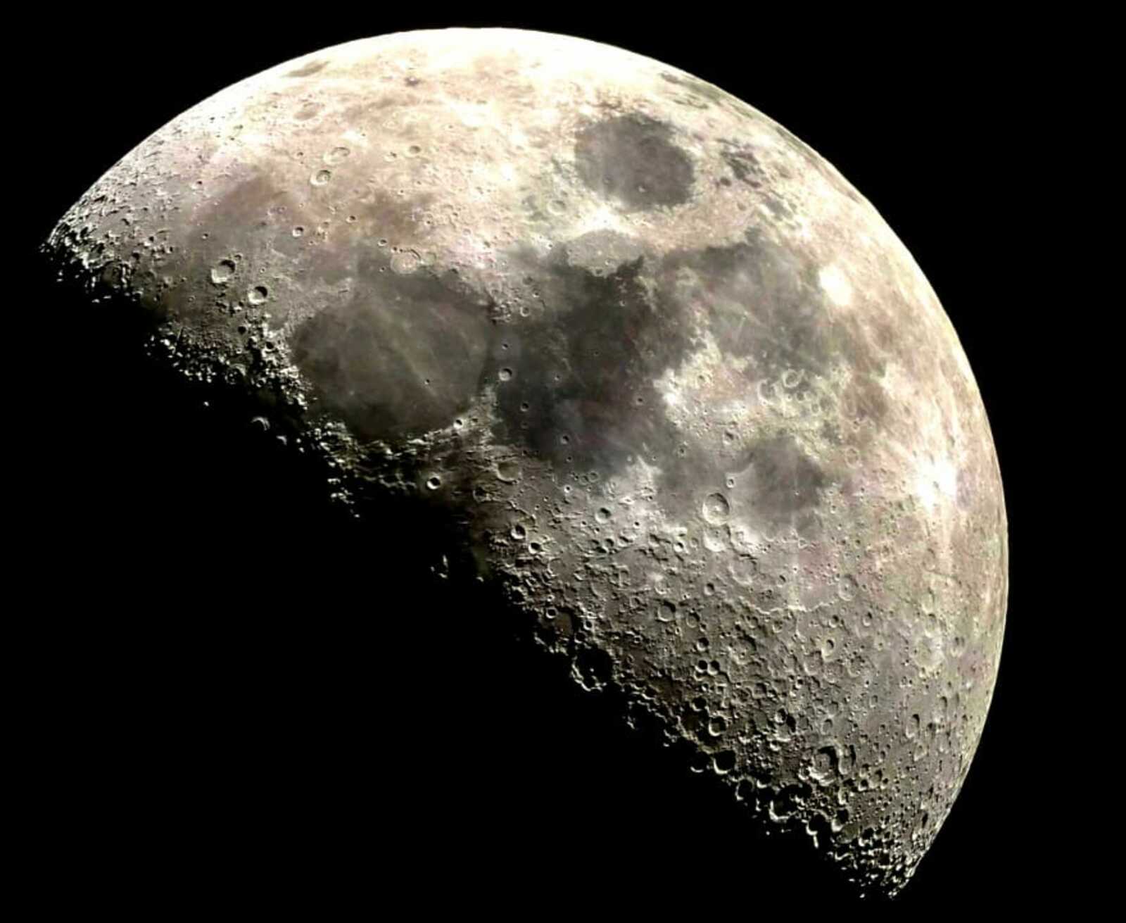 Точый гороскоп на для знаков Зодиака на 18 февраля 2026