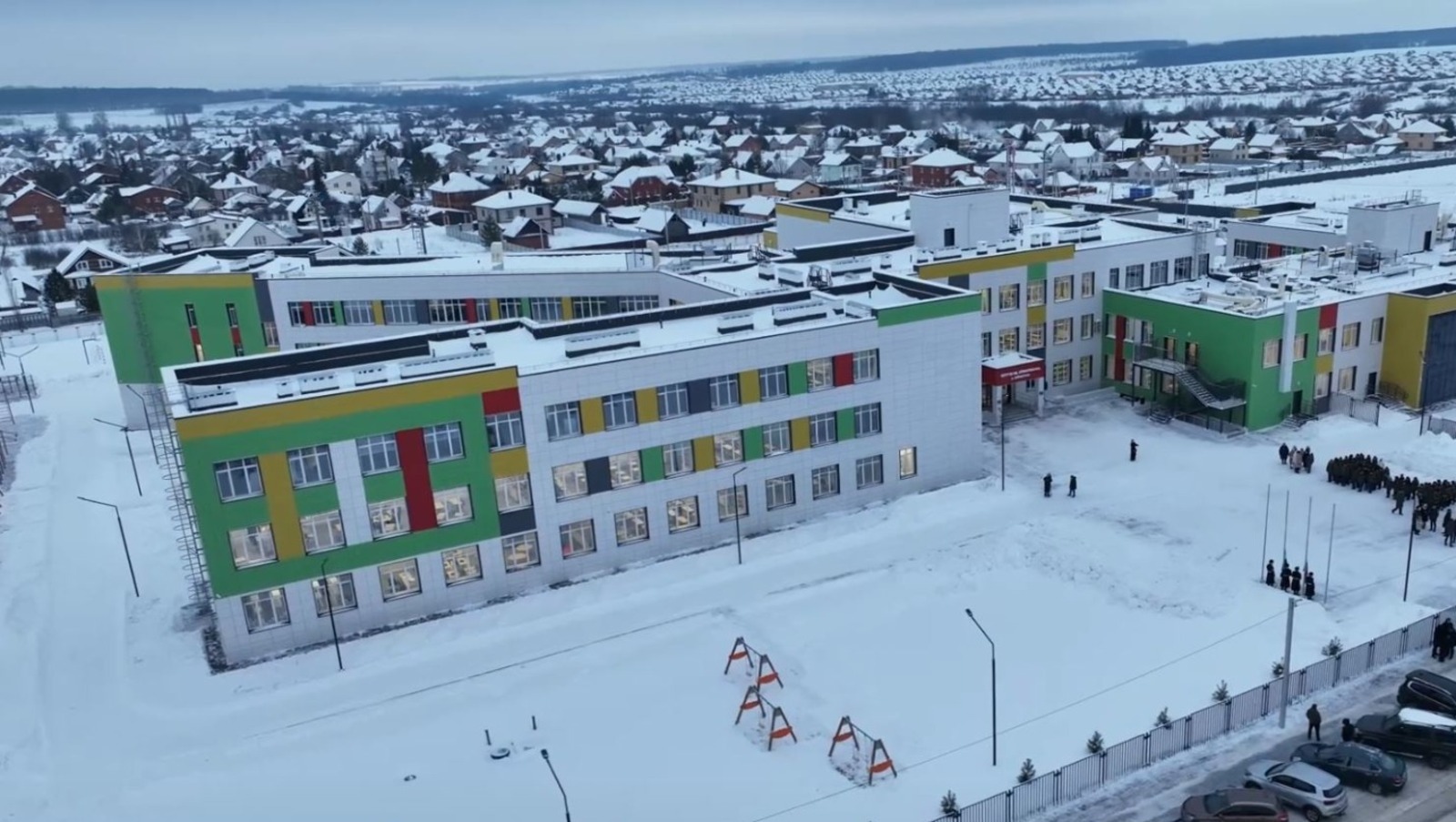 В Башкирии открыли новую школу в первый рабочий день года