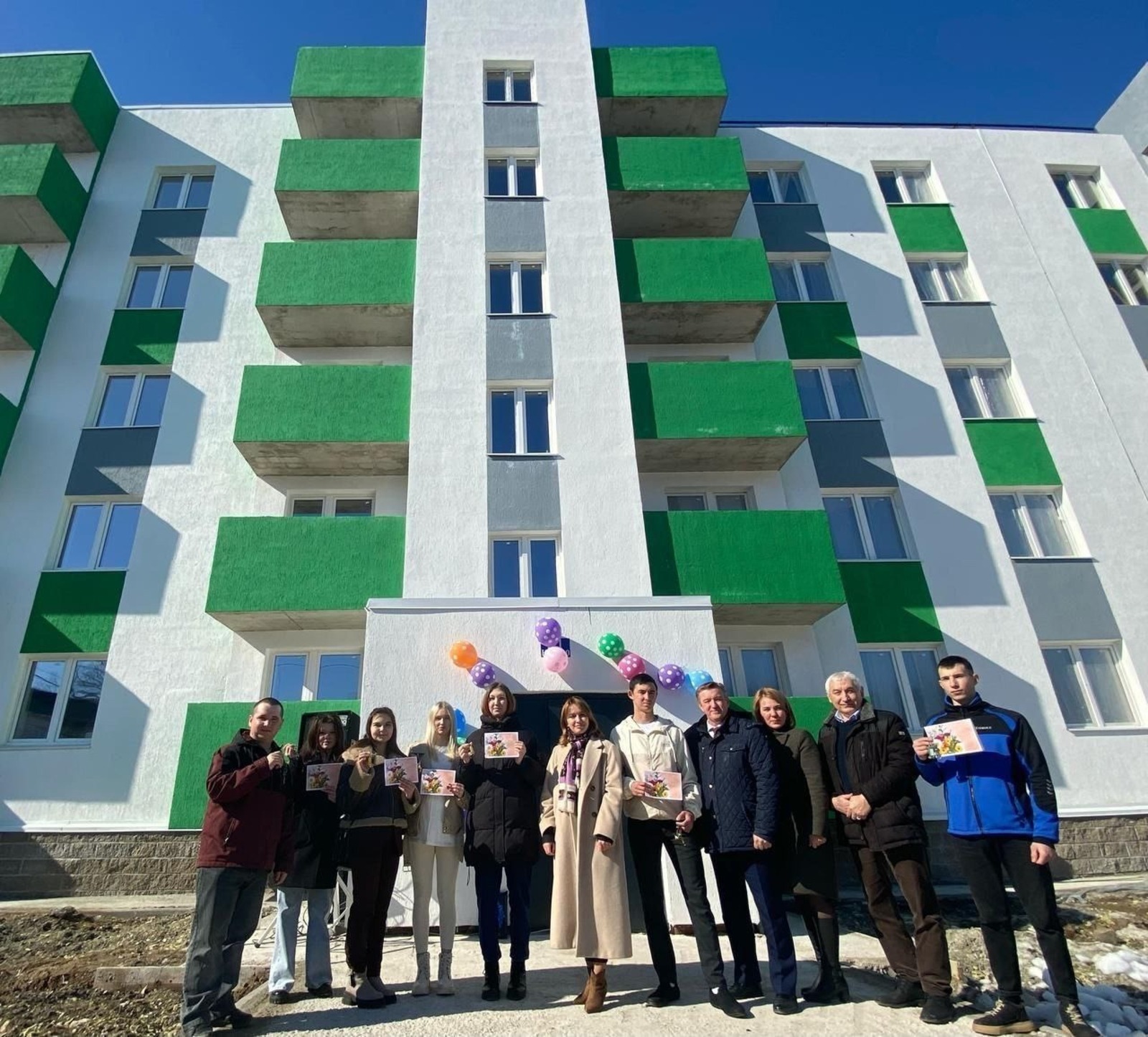 Хабиров потребовал закрыть долг по жилью для сирот