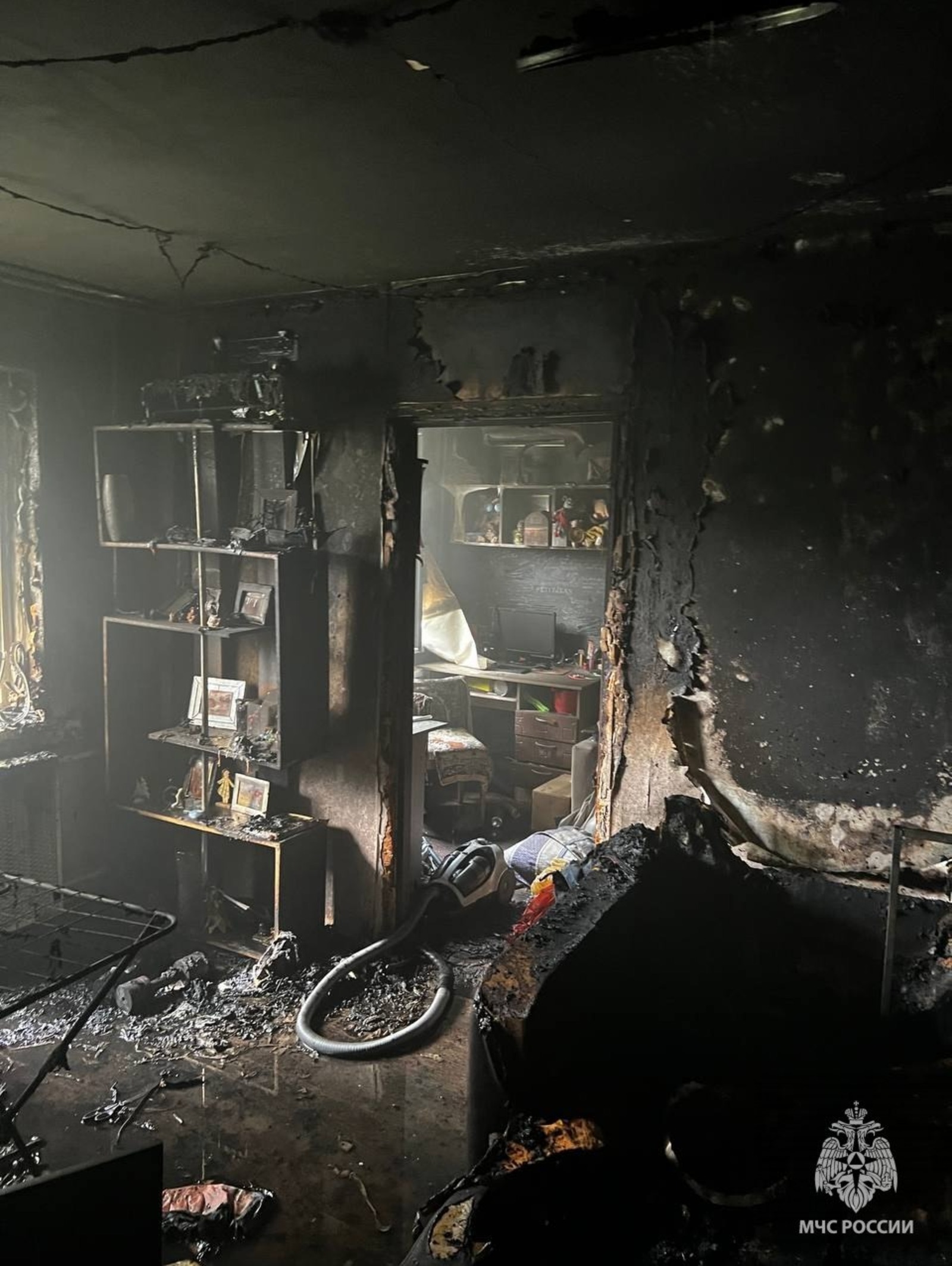 В Башкирии из-за зарядки от телефона сгорела  квартира