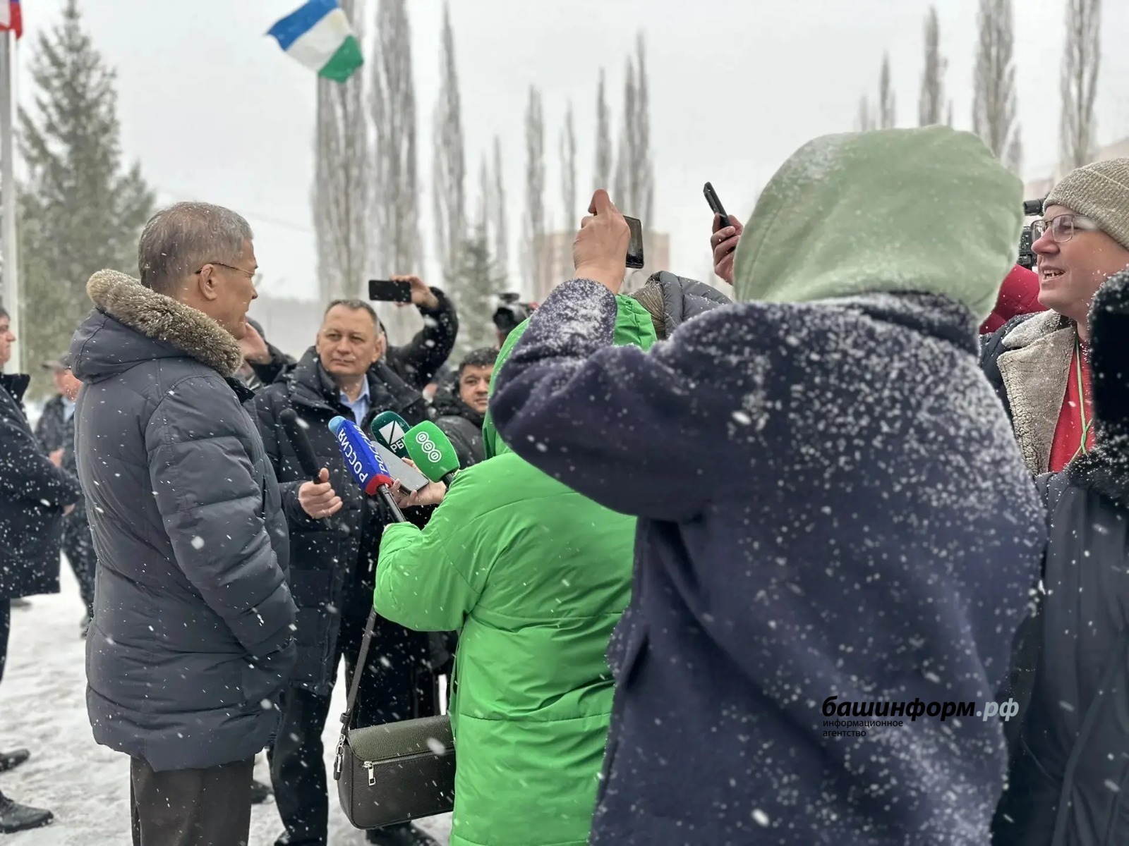 Глава Башкирии побывал в уфимской гимназии № 16