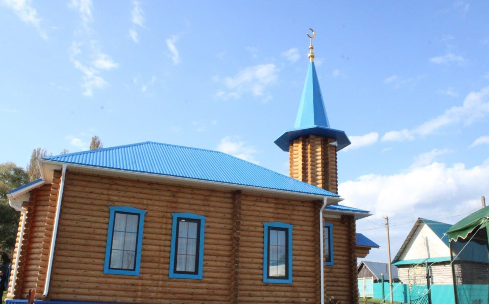 В Башкирии хотят запретить изображать храмы без крестов и полумесяцев