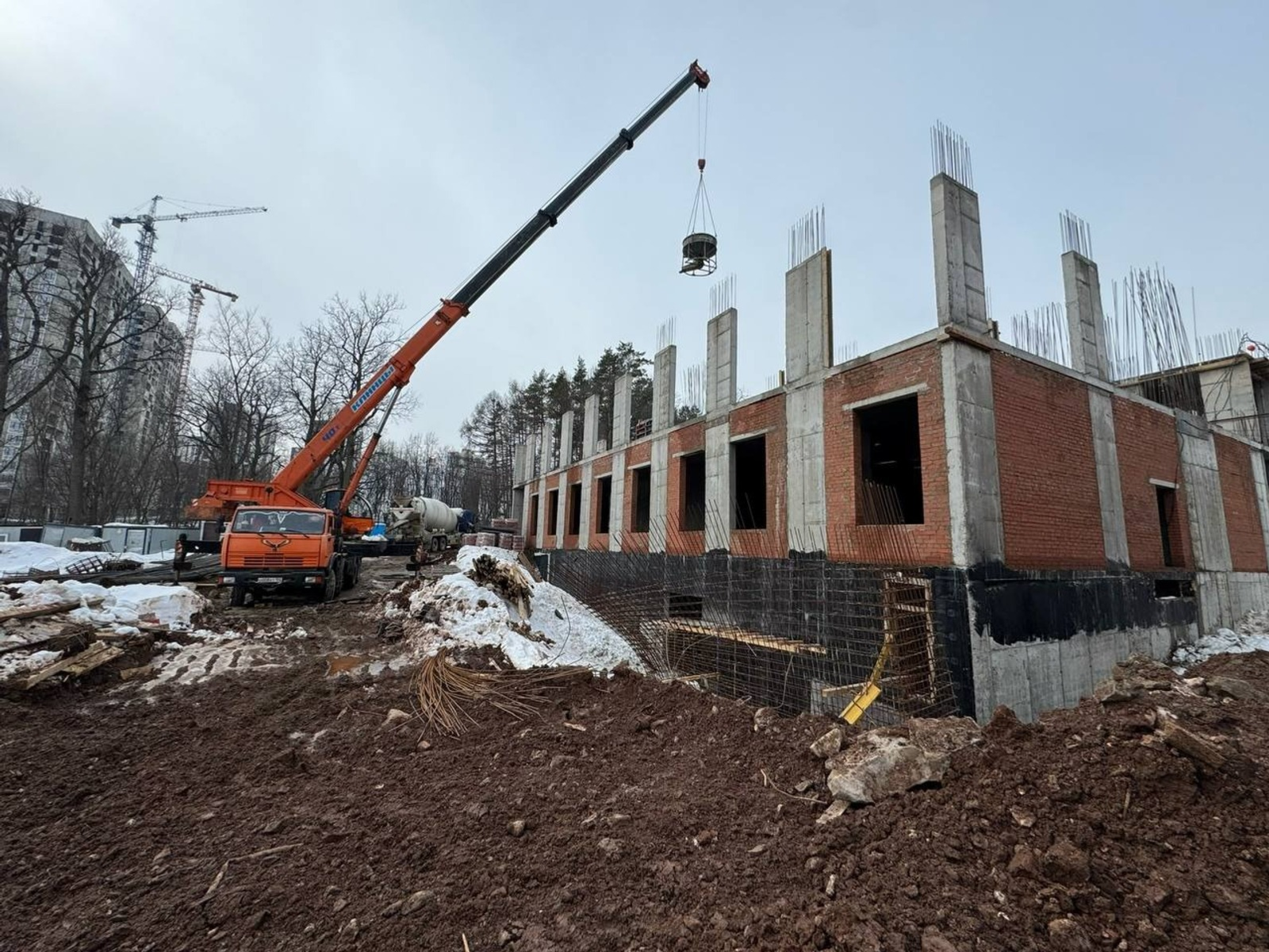 Стали известны сроки завершения строительства математического лицея в Уфе