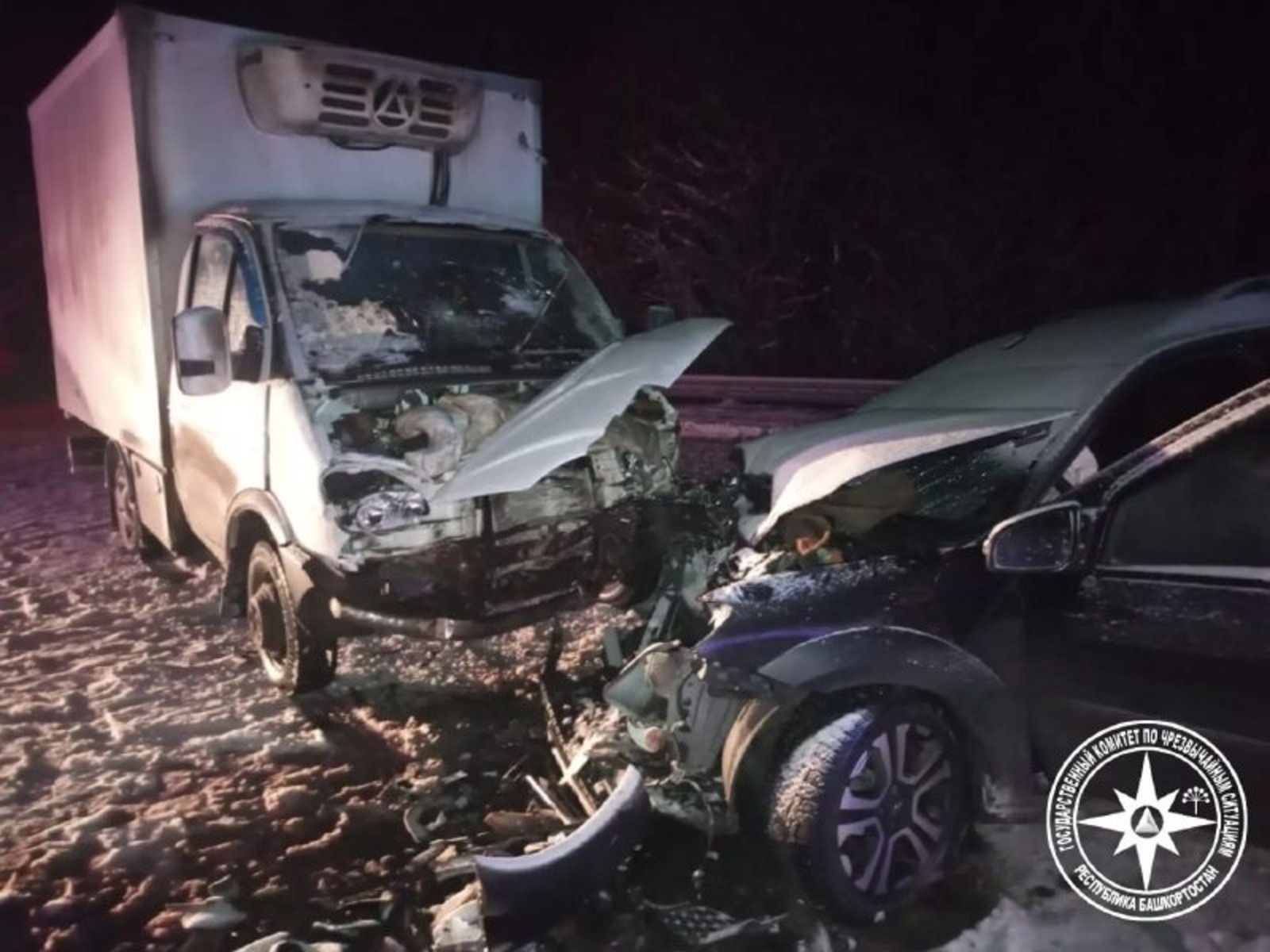 В Башкирии в результате лобового столкновения пострадали три человека