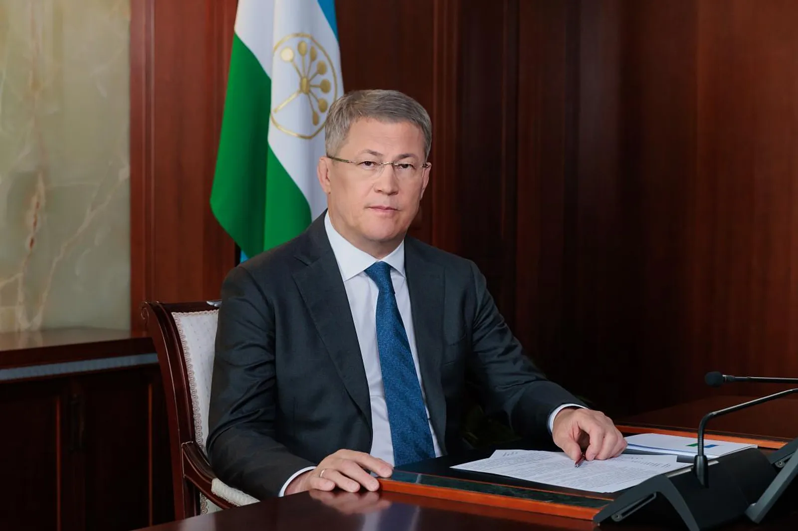 Радий Хабиров издал указ для защиты детей