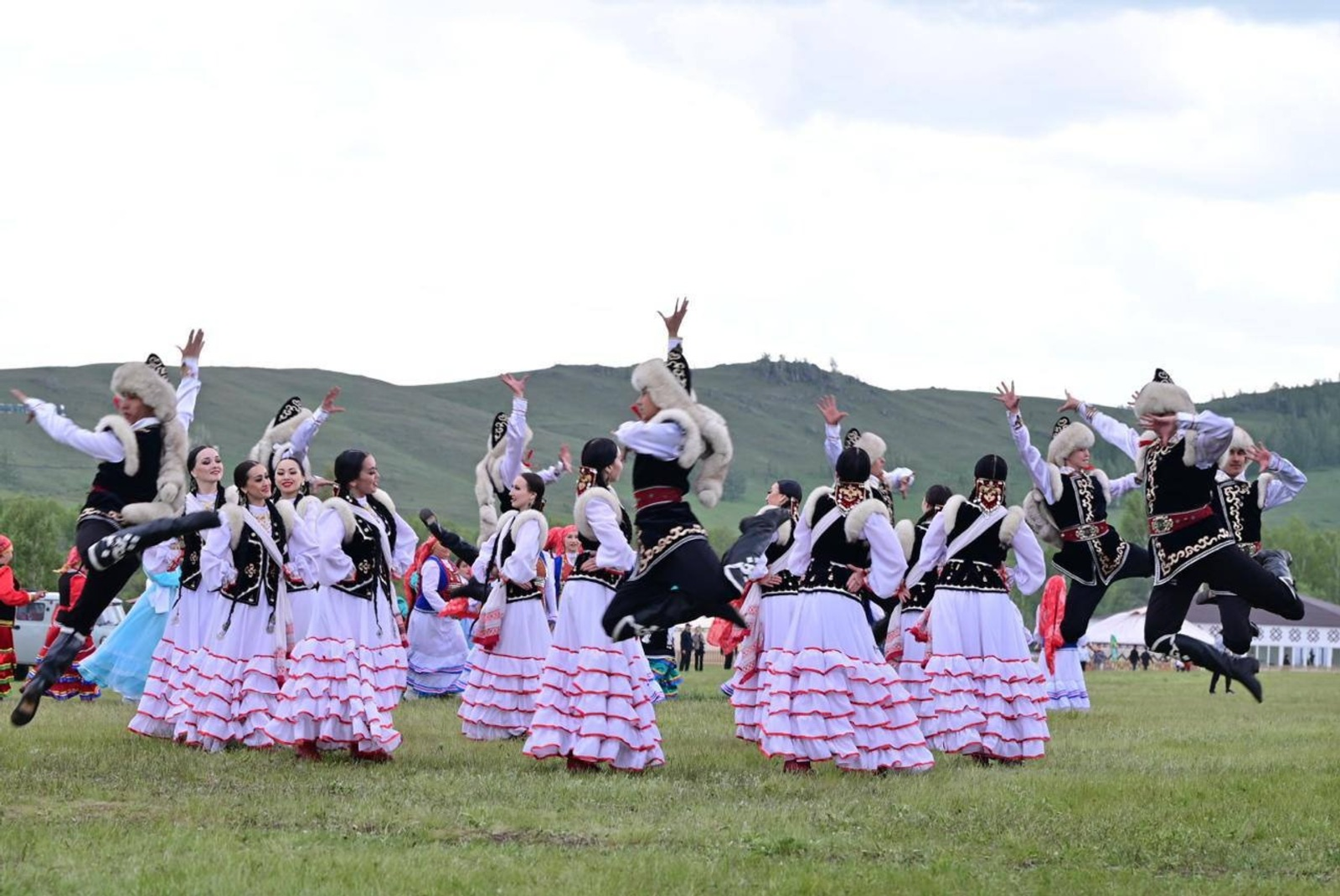 Международный эксперт создаст уникальный парфюм с ароматом Башкирии