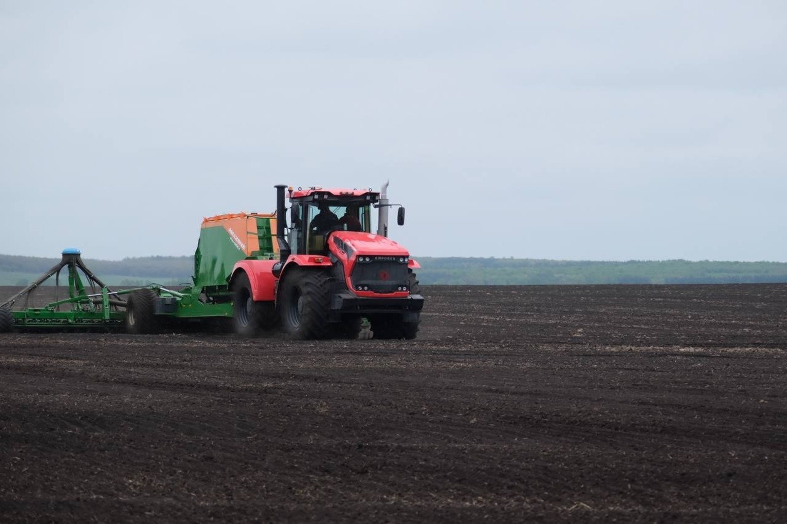 Посевная-2026: аграрии Башкирии выведут больше техники в поля