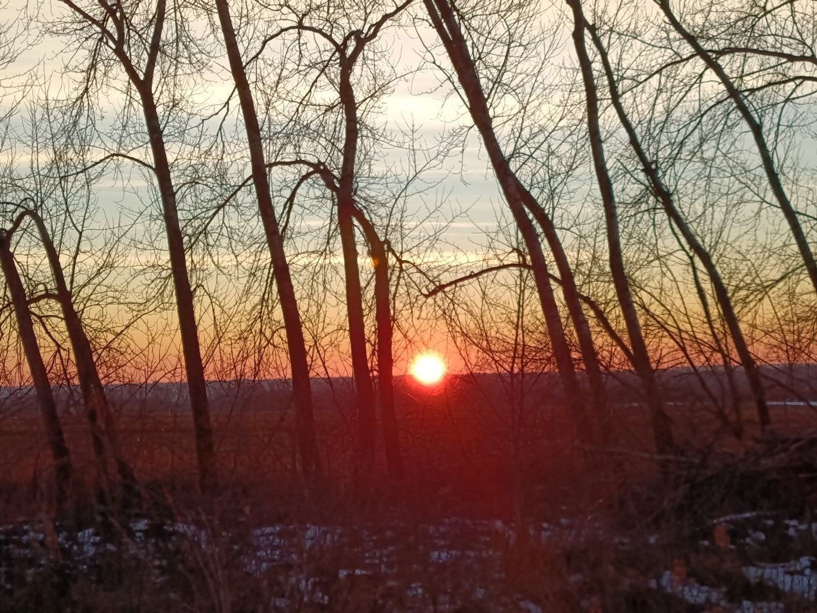 Магнитная буря 25 апреля: чем опасна вспышка X-класса для метеозависимых?