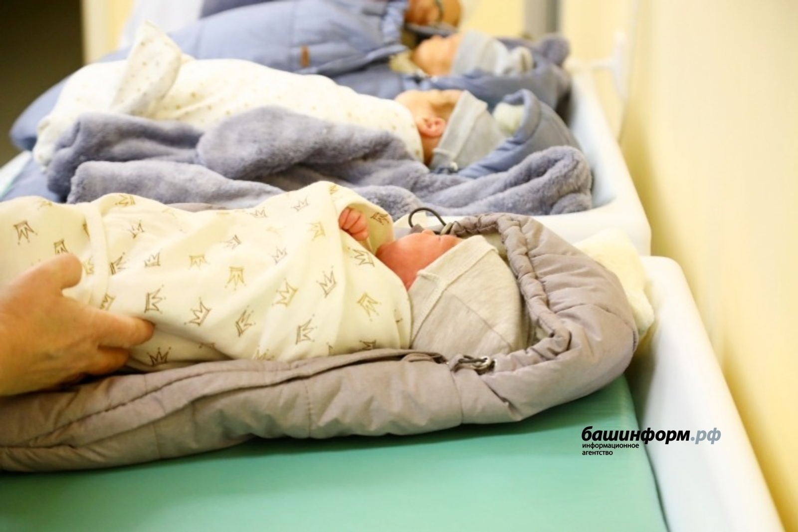 В Башкирии родителям 1800 новорожденных оформили пособия автоматически
