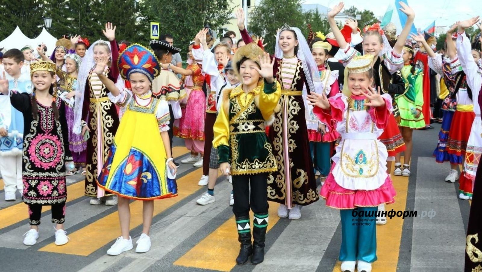 Президенту России рассказали о Всемирной Фольклориаде и башкирском курае