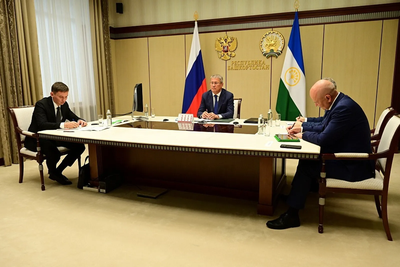 Хабиров принял участие в стратсессии правительства РФ по доступности жилья