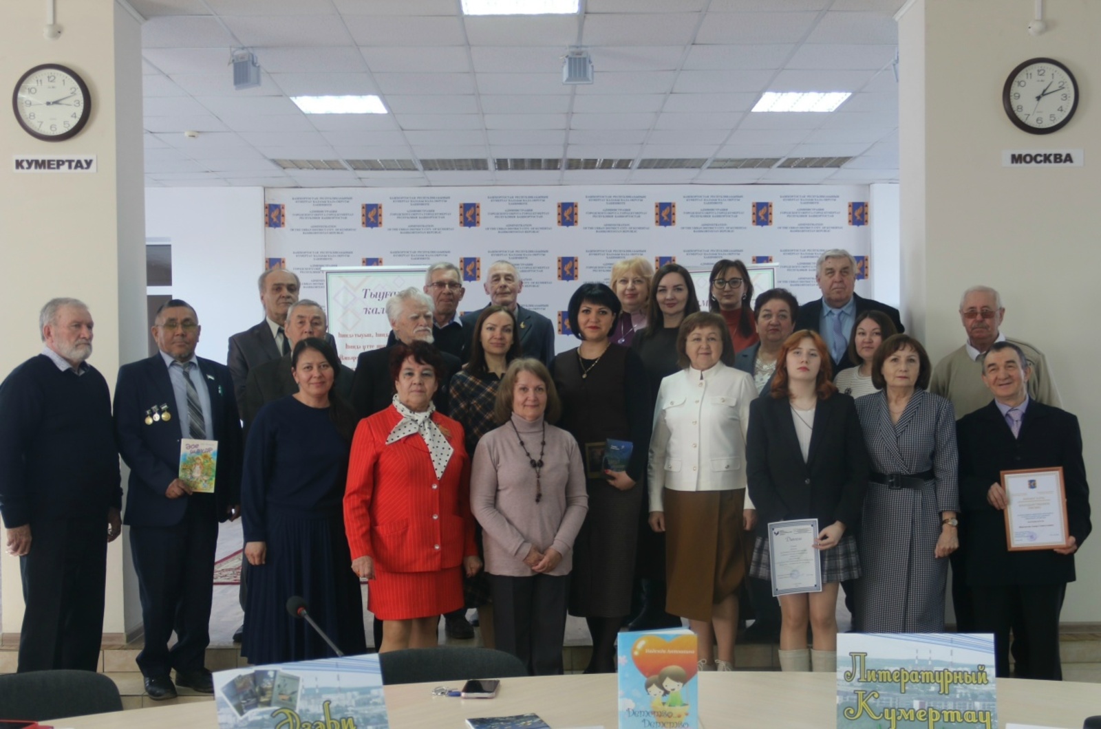 Живой диалог власти и литераторов