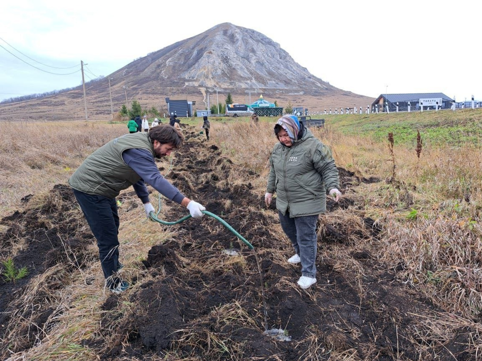Новая Аллея дружбы появилась у подножия Торатау