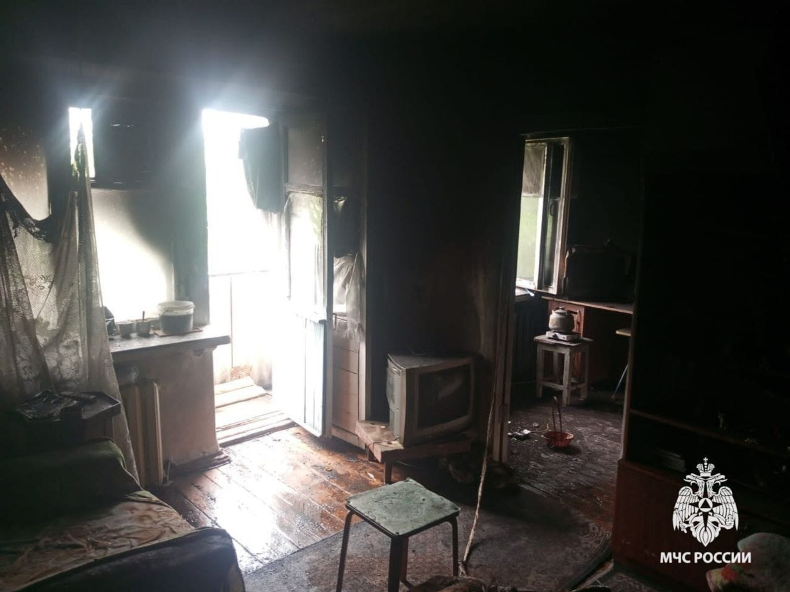 В Башкирии из огня вытащили четырех человек