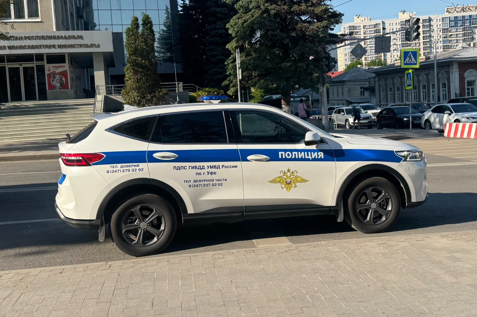 В Уфе задержали мужчину с пистолетом у подъезда