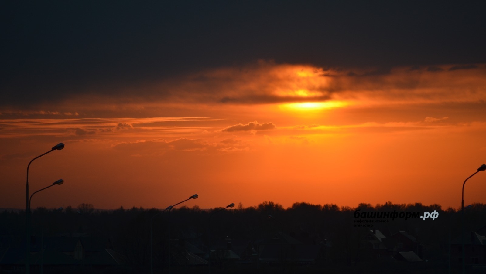 Солнце устроило мощный выброс: Землю накроют магнитные бури