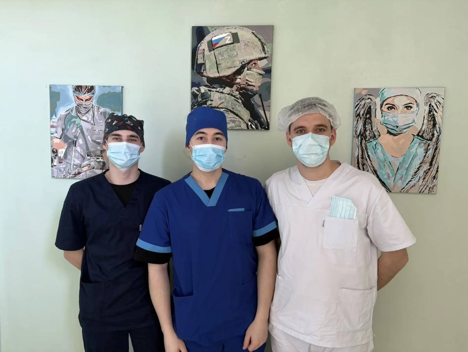 Трое студентов из Башкирии поехали в зону СВО помогать раненым бойцам