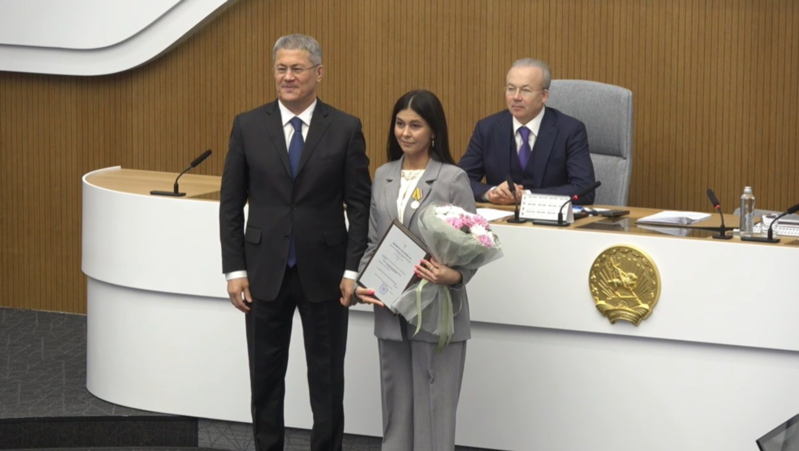 Медаль Минобороны РФ вручена волонтеру СВО из Башкортостана