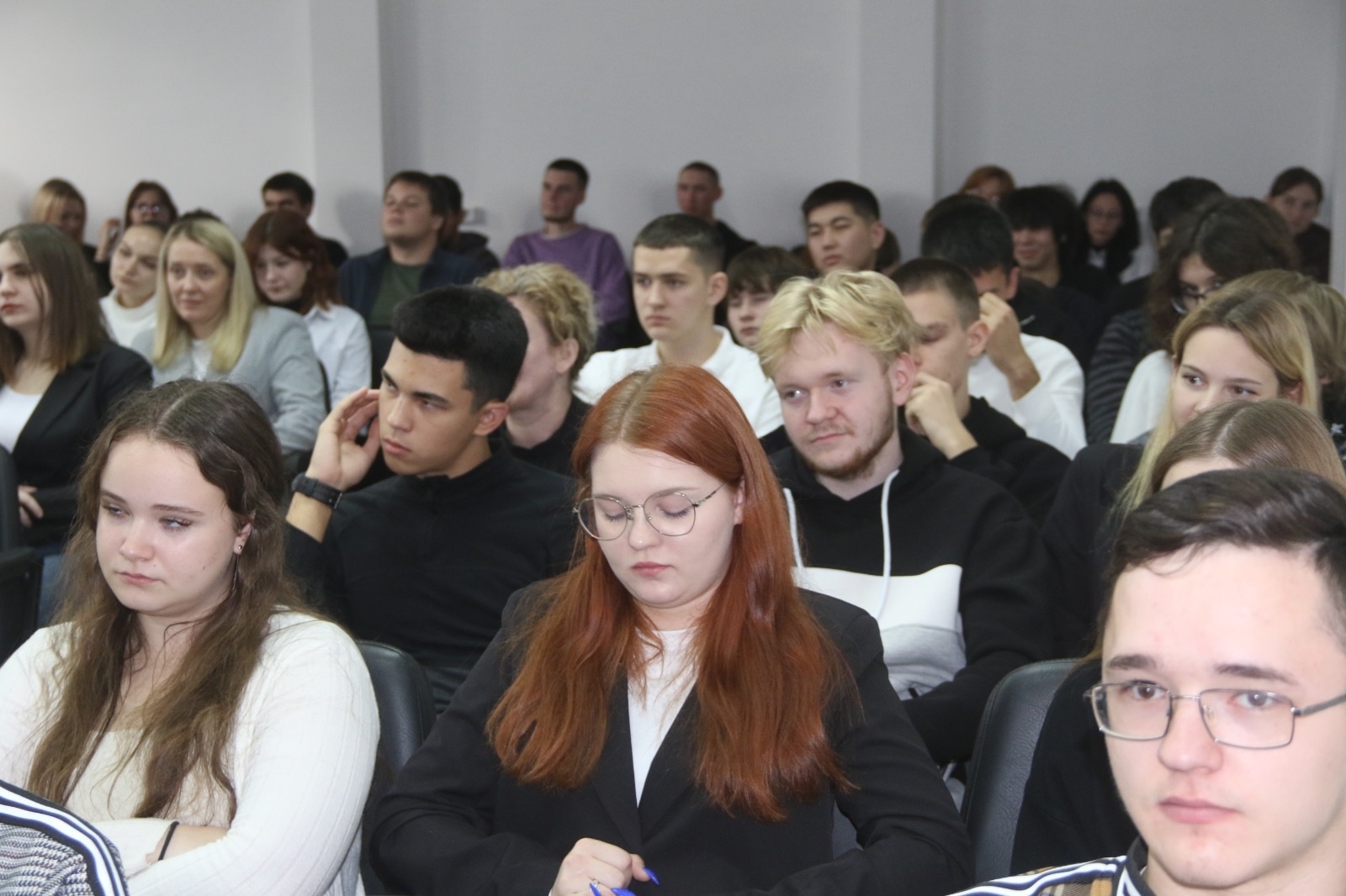 От карьеры до саморазвития: мэр Кумертау ответил на «100 вопросов» студентов