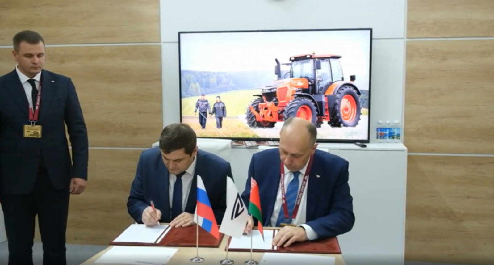 В Башкортостане будут собирать не менее 50 гусеничных тракторов МТЗ за год